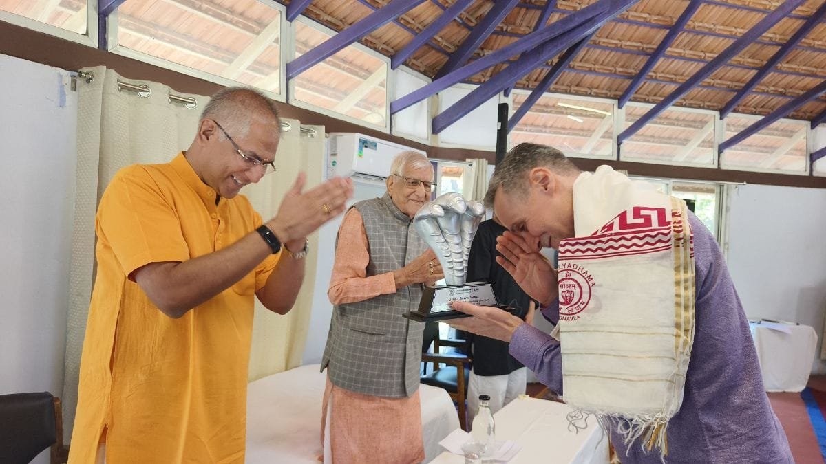 Celebrating the Culmination of the Three-Year Pranayama Teacher Training at Kaivalyadhama Yoga Institute