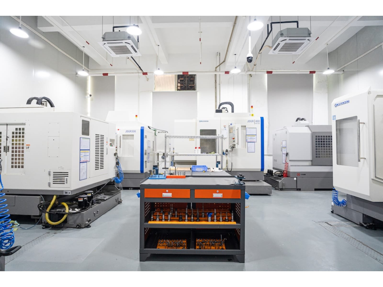 Achieving Accuracy and Scalability Through Robotics Software and CNC Machining